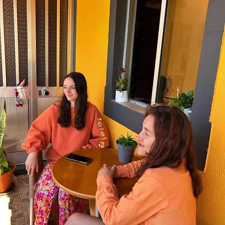 Orange - House Of The Mills Holiday home